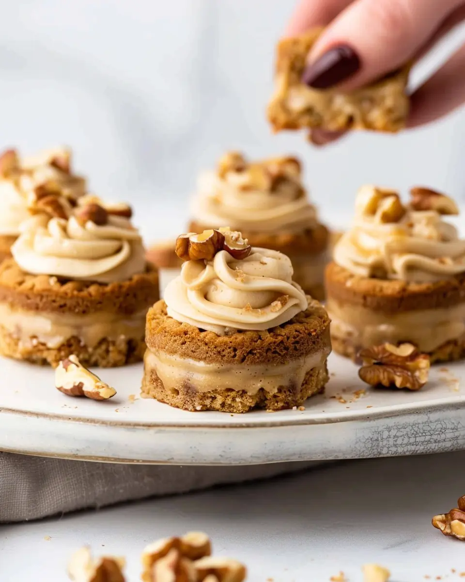 Mini Coffee and Walnut Cakes: Easy and Indulgent Homemade Treats